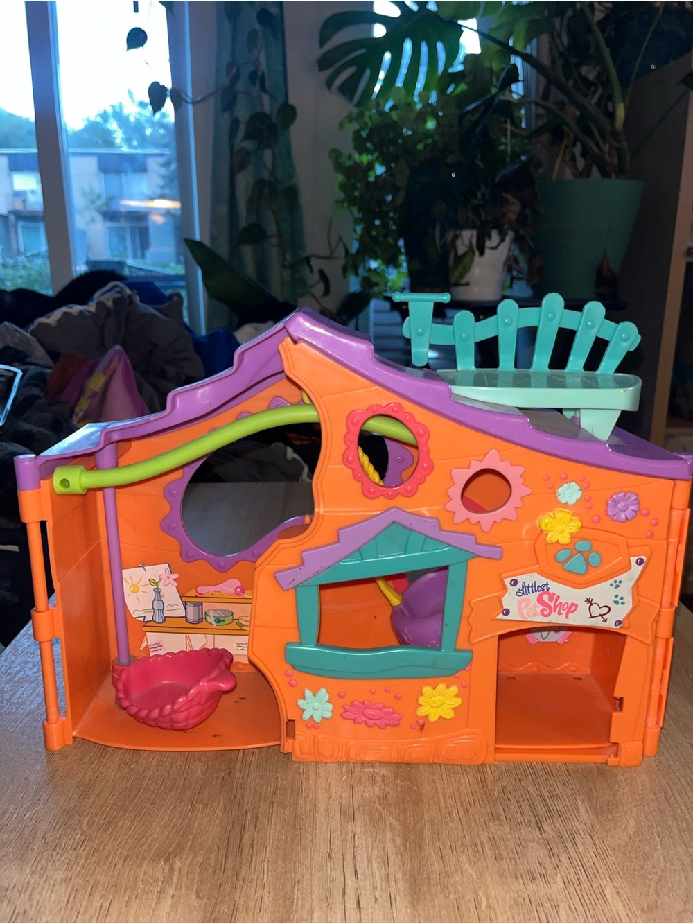 Littlest Pet Shop Toy Shop Playset with swing, missing doors